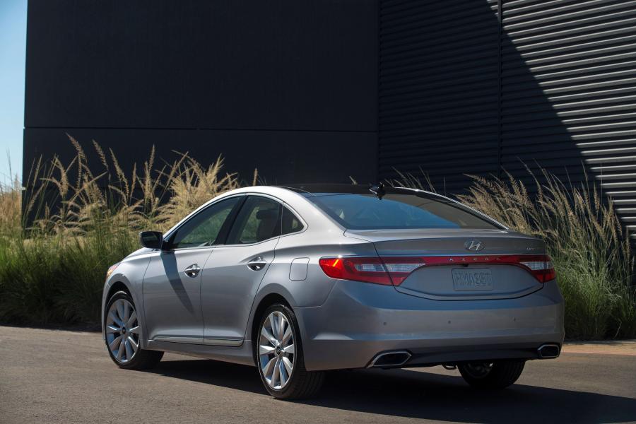  Hyundai Azera 2015 года  (фото 2 из 16)